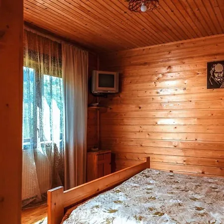 Holiday home Котедж У Федуся *
